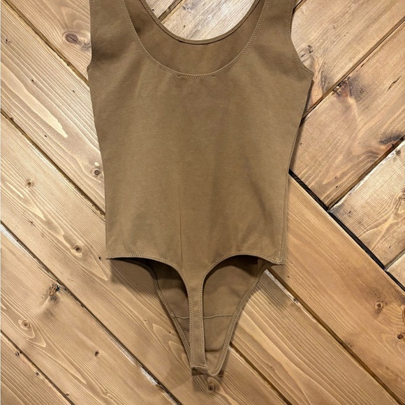 Wilfred Tan/Brown Women’s Bodysuit Medium - Picture 3 of 6
